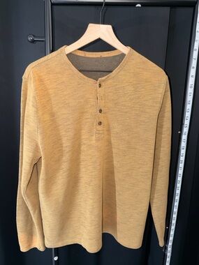 H&M Men's Mustard Long-Sleeve Henley Shirt
